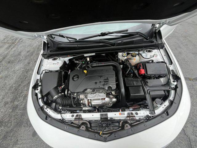Photo of 2024 Summit White Chevrolet Malibu