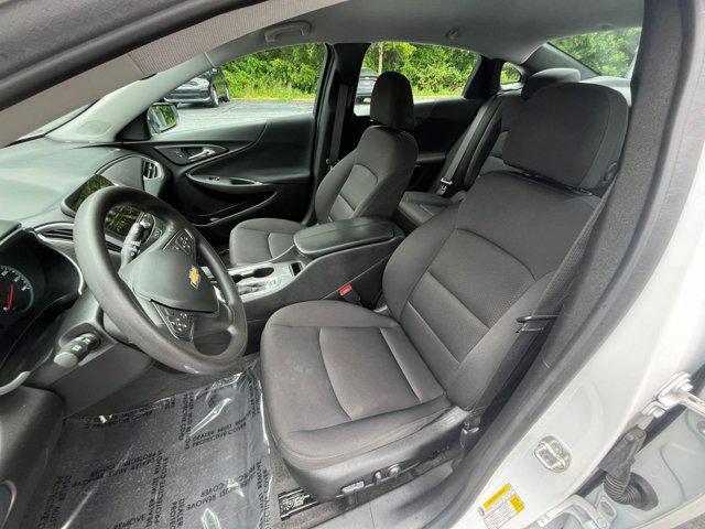 Photo of 2024 Summit White Chevrolet Malibu