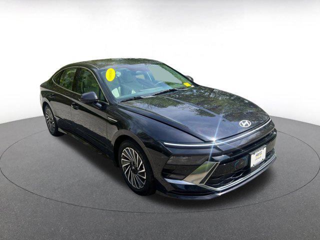 2024 Hyundai Sonata Hybrid