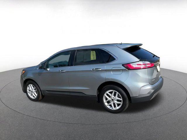 Photo of 2024 Iconic Silver Metallic Ford Edge