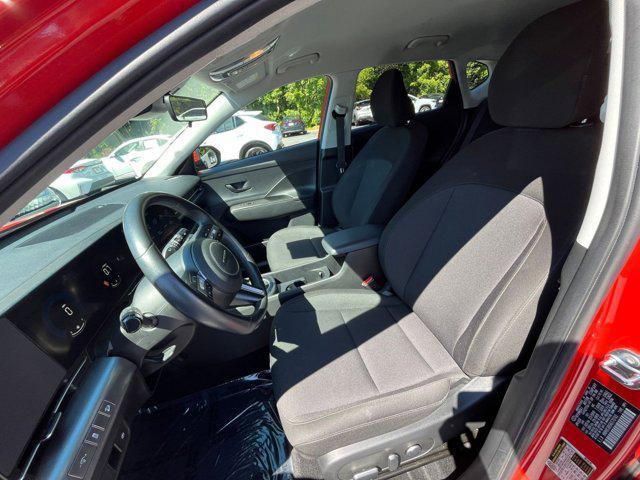 Photo of 2024 Soultronic Orange Pearl Hyundai KONA