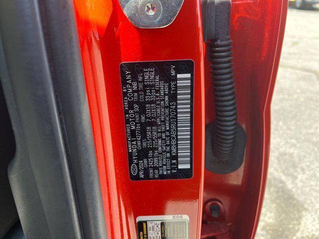 Photo of 2024 Soultronic Orange Pearl Hyundai KONA