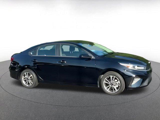 Photo of 2024 Aurora Black Kia Forte