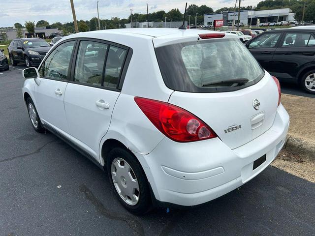Photo of 2008 Fresh Powder Nissan Versa
