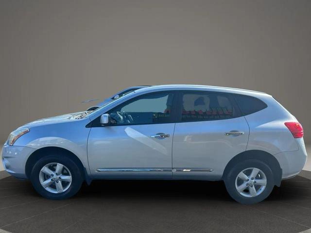 Photo of 2013 Brilliant Silver Metallic Nissan Rogue