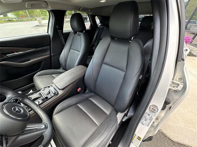 Photo of 2024 Snowflake White Pearl Mazda CX-30