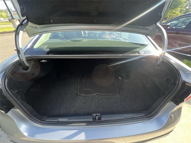 Photo of 2022 Ice Silver Metallic Subaru Legacy
