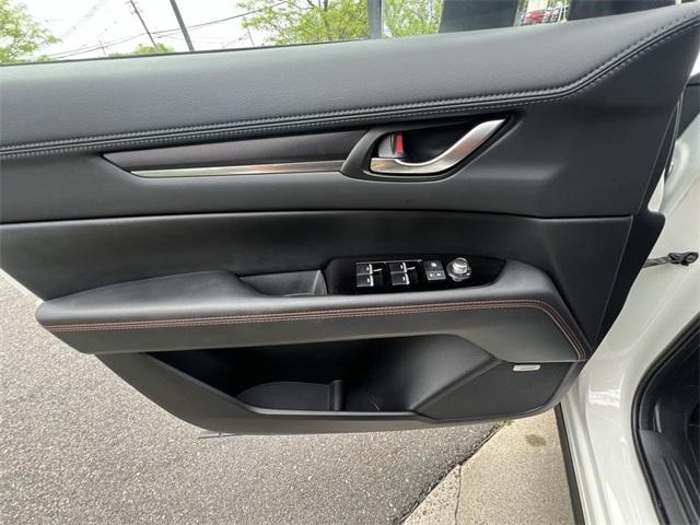 Photo of 2024 Rhodium White Metallic Mazda CX-5