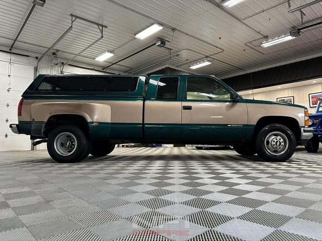 Photo of 1996 Green Chevrolet 3500