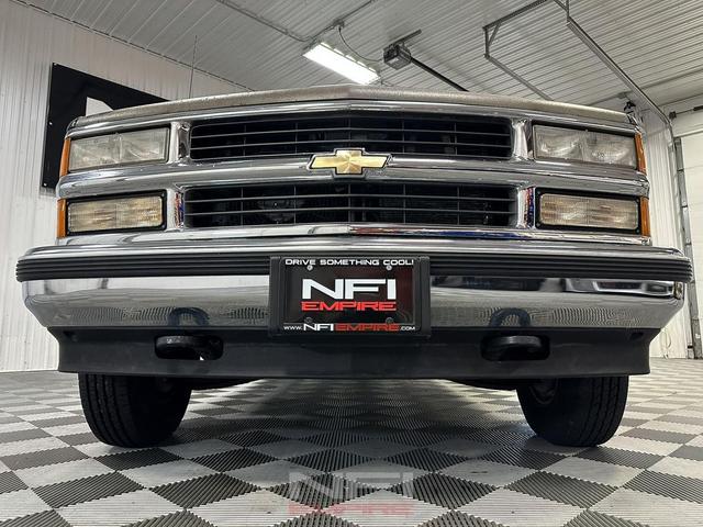 Photo of 1996 Green Chevrolet 3500