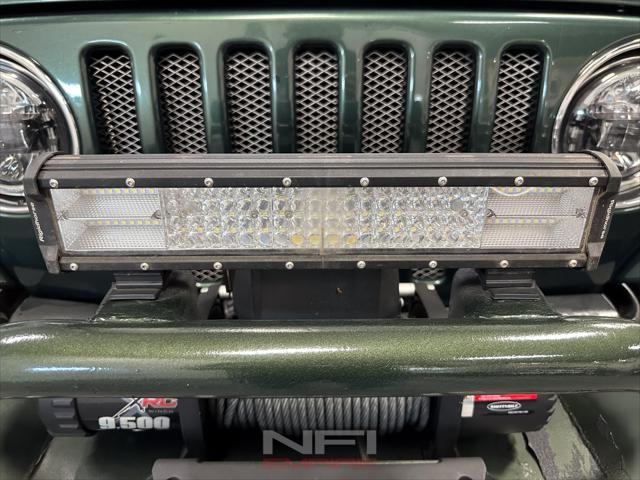 Photo of 1997 Green Jeep Wrangler