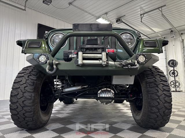 Photo of 1997 Green Jeep Wrangler