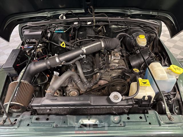 Photo of 1997 Green Jeep Wrangler