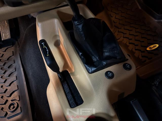 Photo of 1997 Green Jeep Wrangler