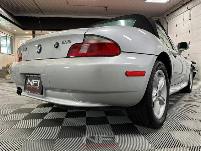Photo of 2000 Titanium Silver Metallic BMW Z3