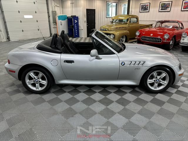 Photo of 2000 Titanium Silver Metallic BMW Z3