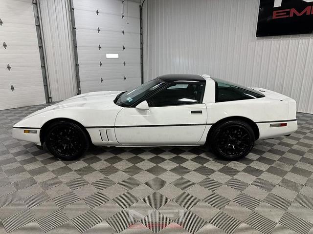 Photo of 1989 White Chevrolet Corvette