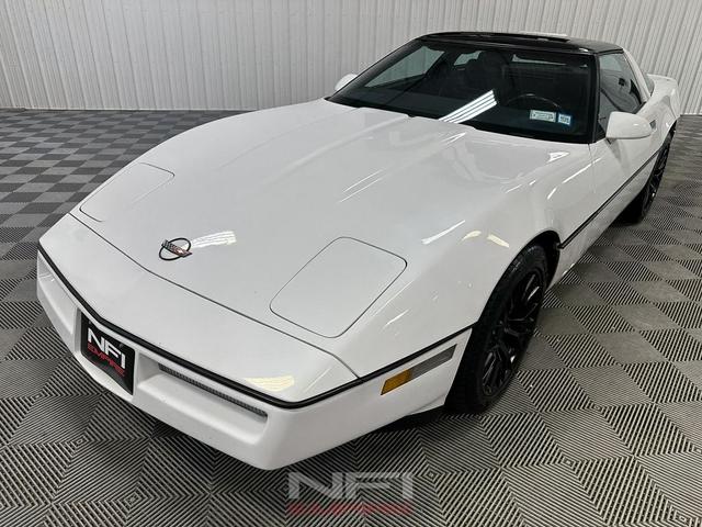 Photo of 1989 White Chevrolet Corvette