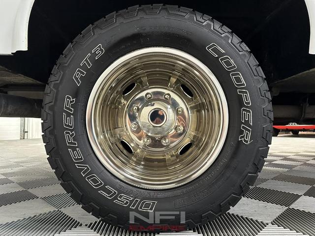 Photo of 2014 Oxford White Ford F-350