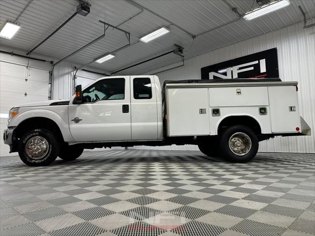 Photo of 2014 Oxford White Ford F-350