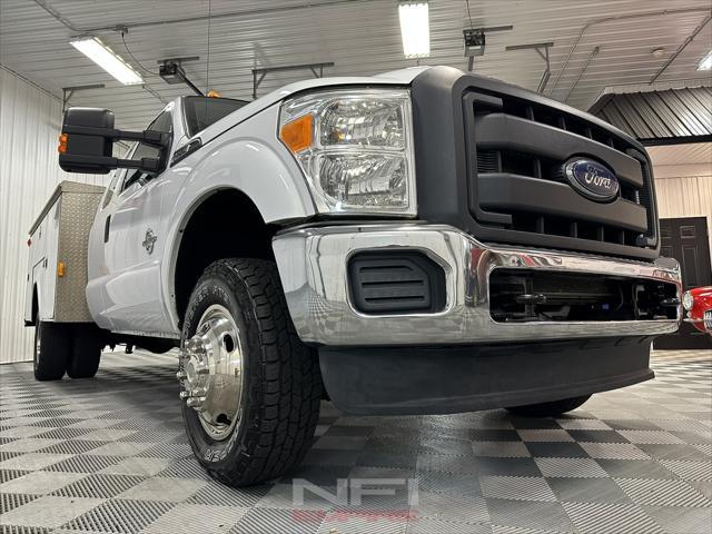 Photo of 2014 Oxford White Ford F-350