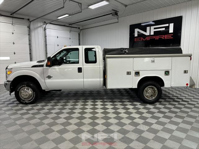Photo of 2014 Oxford White Ford F-350