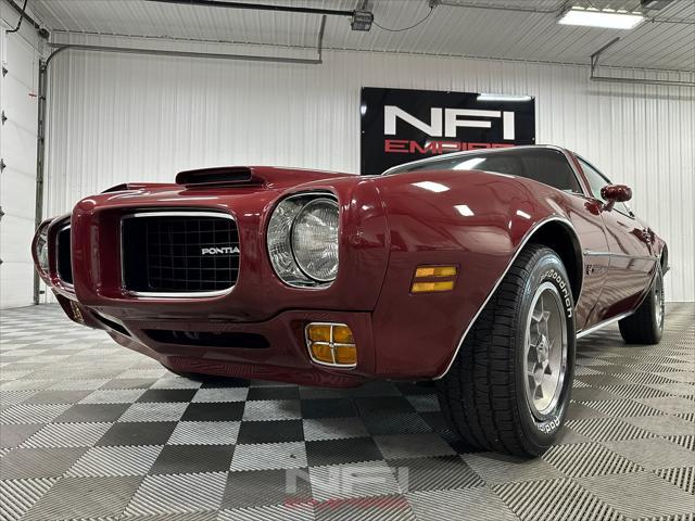 Photo of 1973 Burgundy Pontiac Firebird