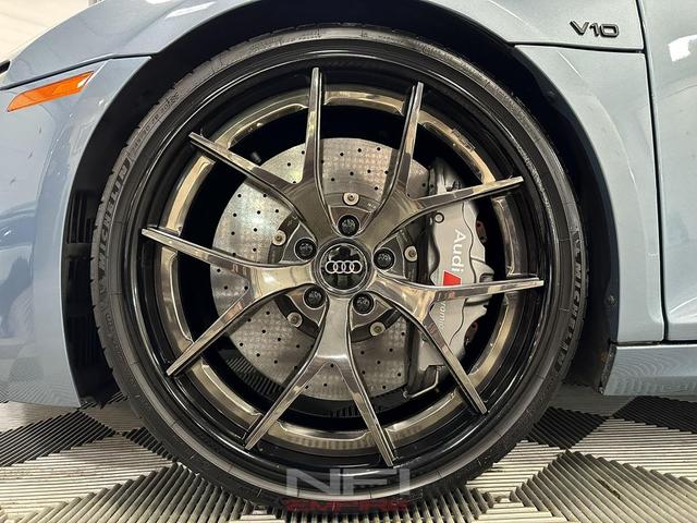 Photo of 2014 Blue Audi R8