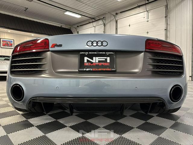 Photo of 2014 Blue Audi R8