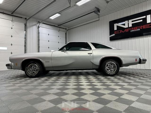 Photo of 1975 Silver Oldsmobile Cutlass