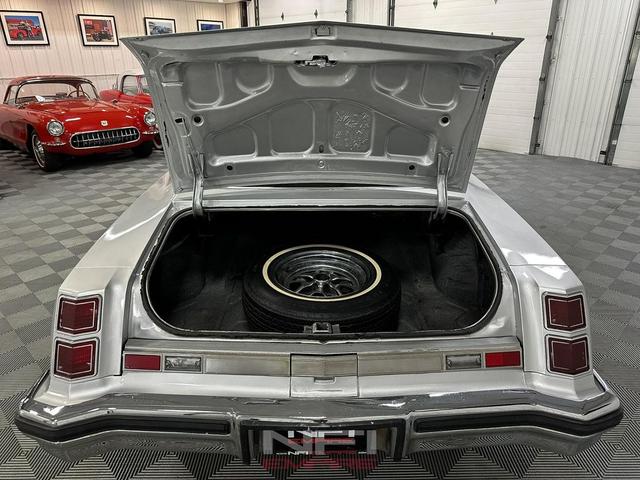 Photo of 1975 Silver Oldsmobile Cutlass