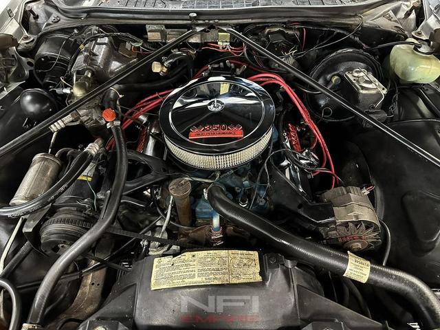 Photo of 1975 Silver Oldsmobile Cutlass
