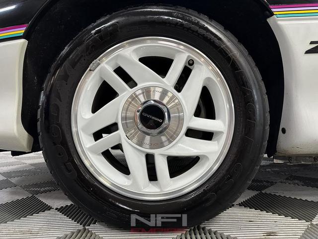 Photo of 1993 Black Chevrolet Camaro