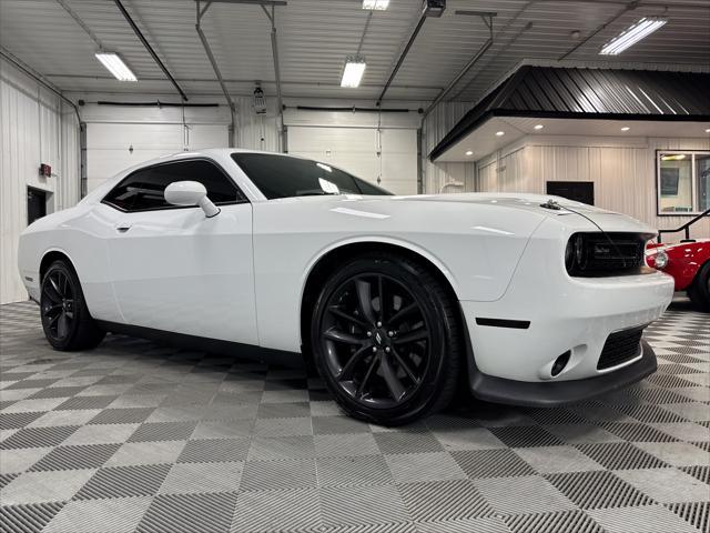 Photo of 2019 White Knuckle Clearcoat Dodge Challenger