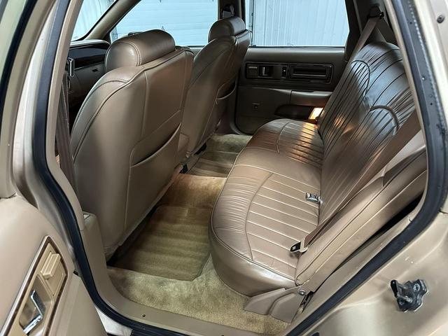Photo of 1993 Beige Buick Roadmaster