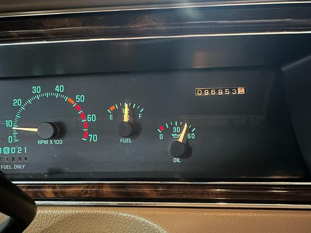Photo of 1993 Beige Buick Roadmaster