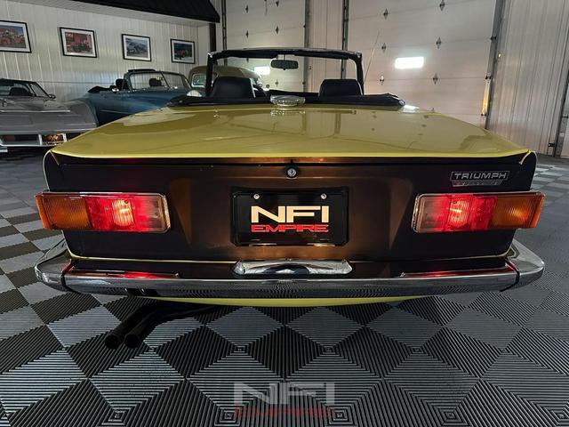 Photo of 1972 Yellow Triumph TR6