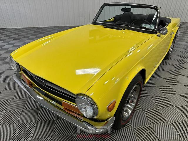 Photo of 1972 Yellow Triumph TR6