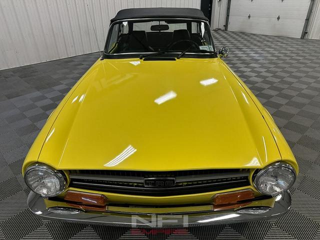 Photo of 1972 Yellow Triumph TR6