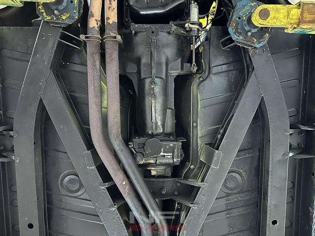 Photo of 1972 Yellow Triumph TR6