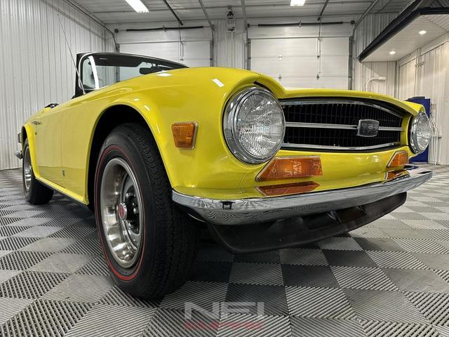Photo of 1972 Yellow Triumph TR6