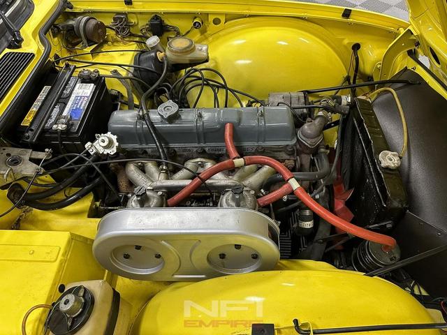 Photo of 1972 Yellow Triumph TR6