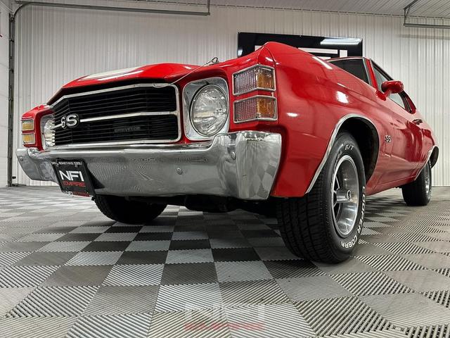 Photo of 1971 Red Chevrolet Chevelle