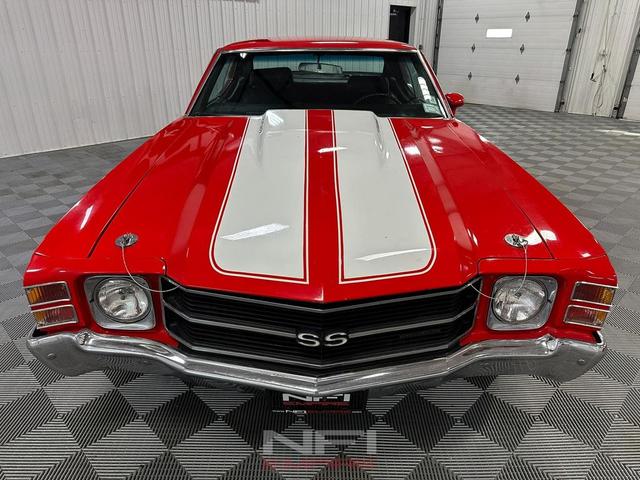 Photo of 1971 Red Chevrolet Chevelle