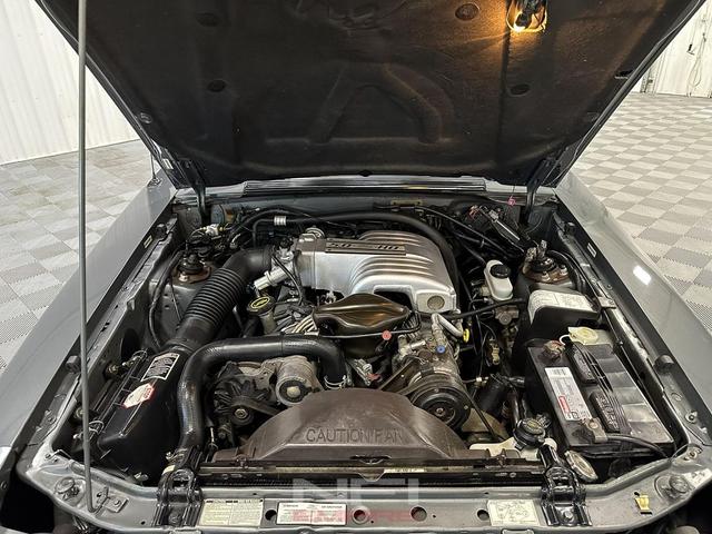 Photo of 1988 Gray Ford Mustang
