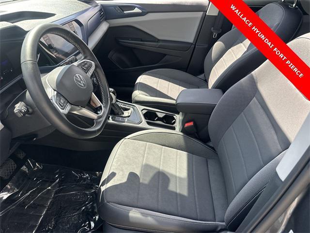 Photo of 2022 Gray Volkswagen Taos
