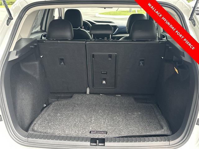 Photo of 2022 Pure White Volkswagen Taos