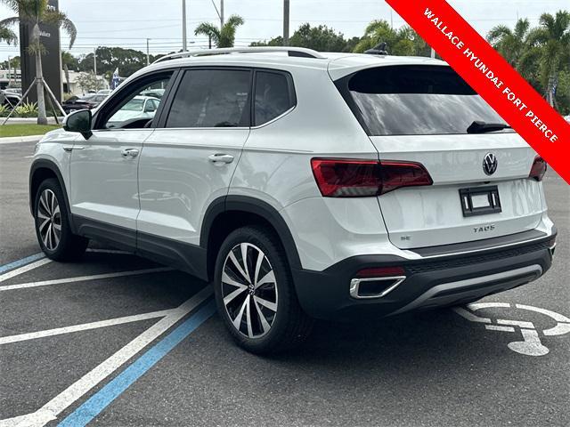 Photo of 2022 Pure White Volkswagen Taos