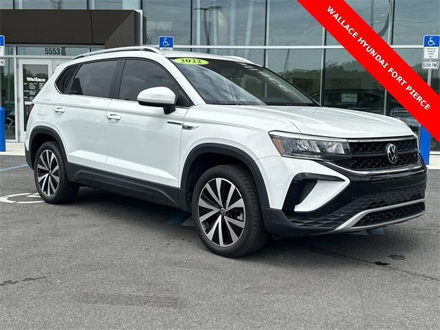 Photo of 2022 Pure White Volkswagen Taos
