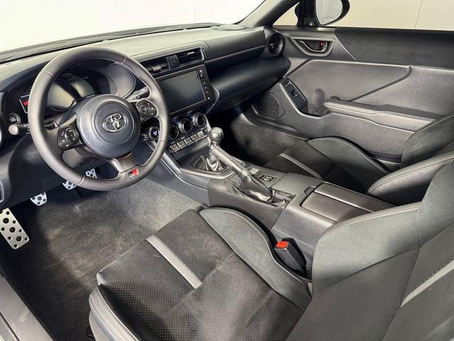 Photo of 2024 Silver Toyota GR86